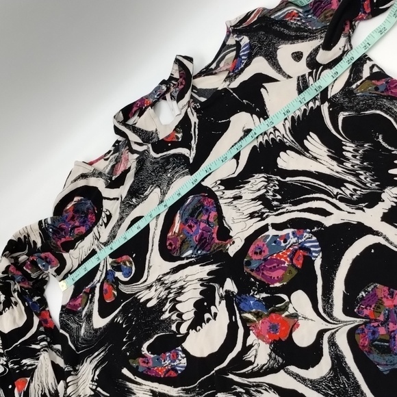 Free People Drift Away open  shoulder size small balloon sleeve blouse relaxed - Picture 10 of 10